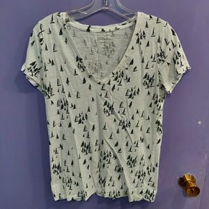 Sailboat V neck
